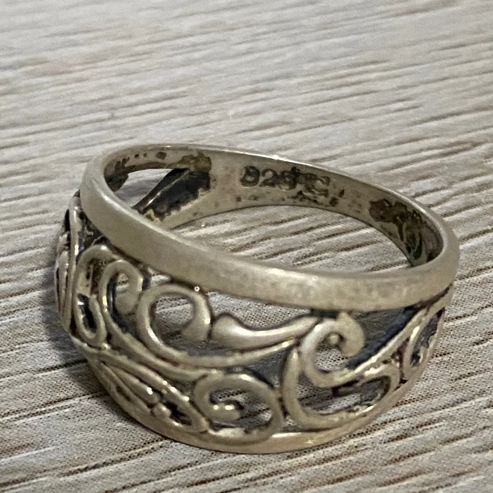 925 Sterling Silver Filigree Vine Swirl Design Band Ring Sz 6 Antiqued Finish